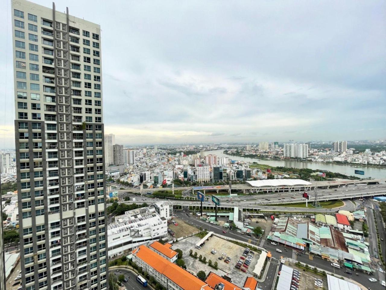 Urban Heights Rentals Landmark 81 Ho Či Minovo Město Exteriér fotografie